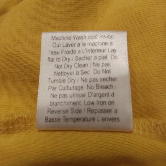 Aritzia Original TNA Shirt M/L Sleeveless Ringer Tee Yellow Red Logo - Picture 3 of 8